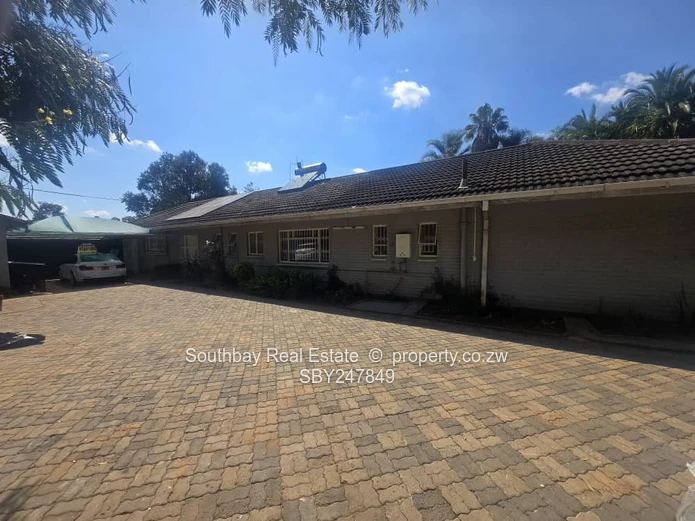 5 bed house to let (Sole Mandate)