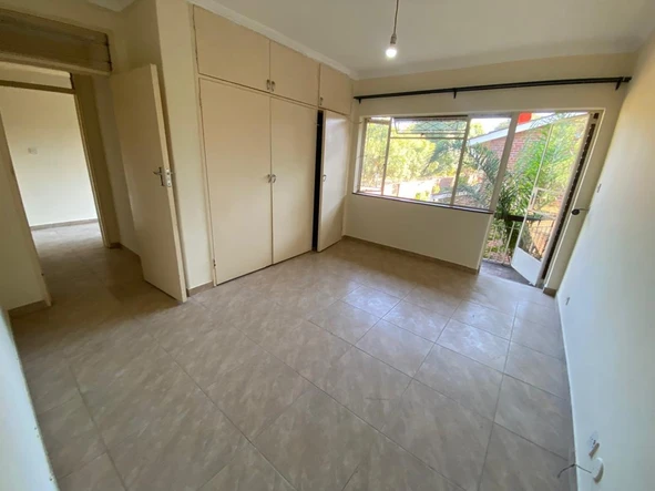 3 Bedroom Flat & Apartment