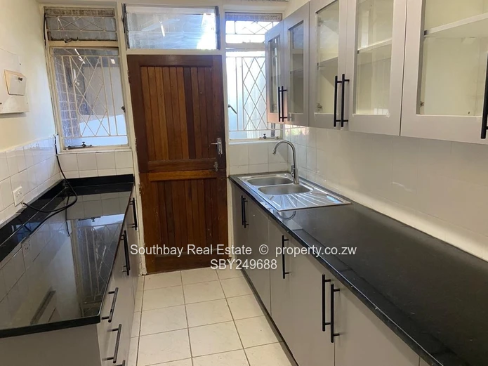 Elegant 3 bedroom Duplex Townhouse (Sole Mandate)