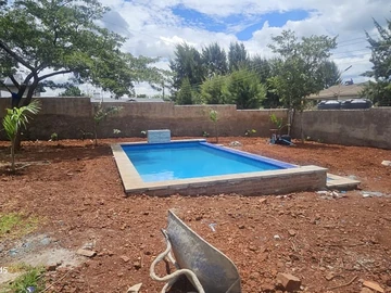 5 Bedroom House