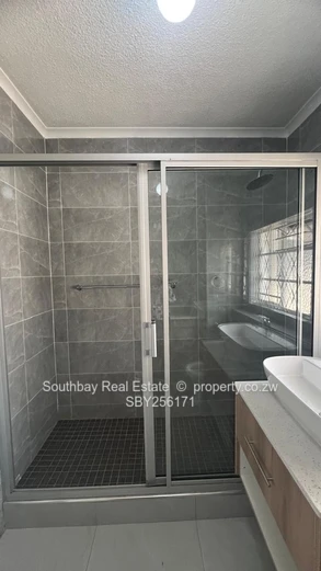 4 bedroomed duplex garden flat to rent 