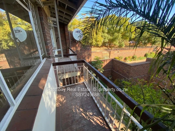 Elegant 3 bedroom Duplex Townhouse (Sole Mandate)
