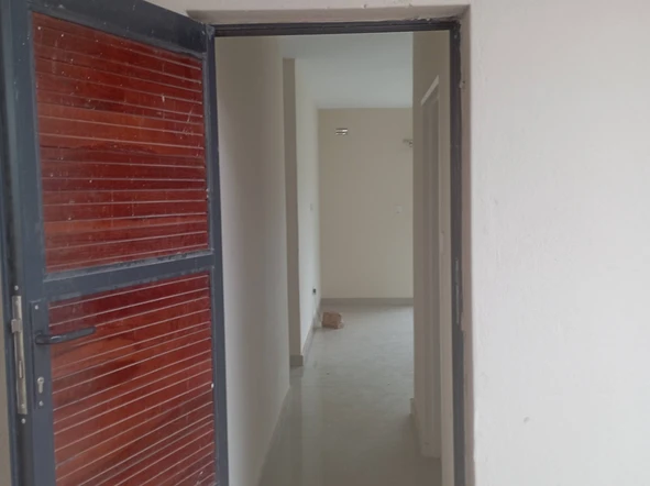 2 Bedroom Flat & Apartment