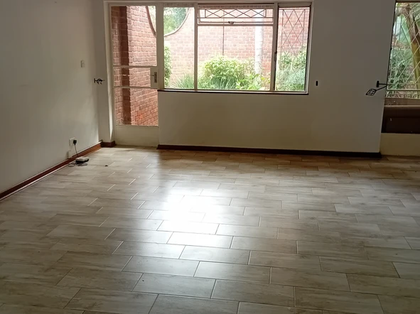 3 Bedroom Flat & Apartment