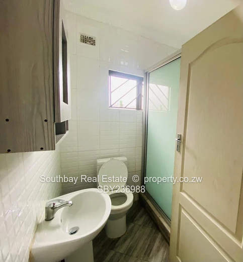 Budiriro Cabs house to let (Sole Mandate)