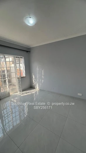 4 bedroomed duplex garden flat to rent 