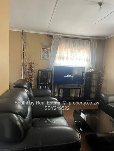 Craneborne House For Sale