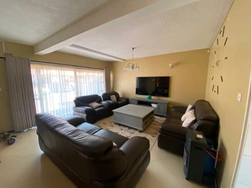 3 Bedroom Garden Flat