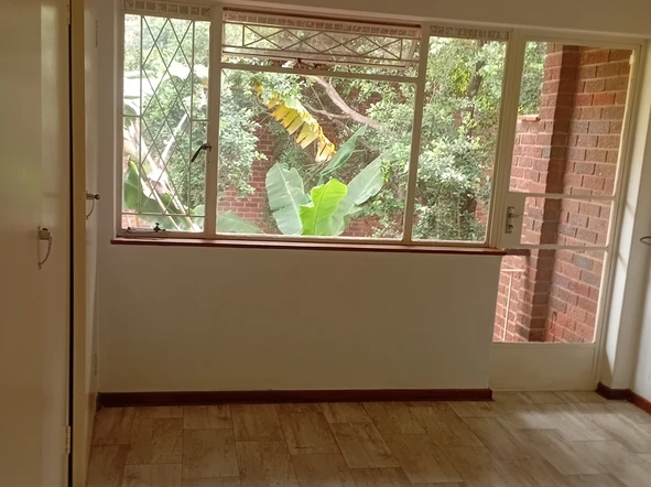 3 Bedroom Flat & Apartment