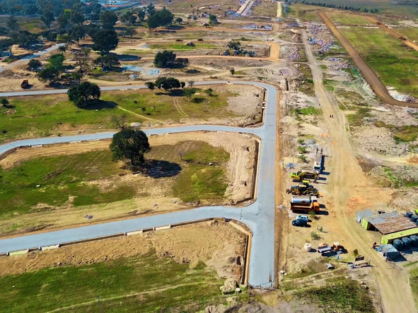 Commercial & Industrial Land
