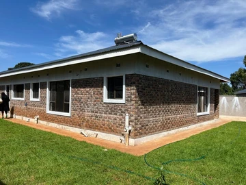 3 Bedroom Garden Flat