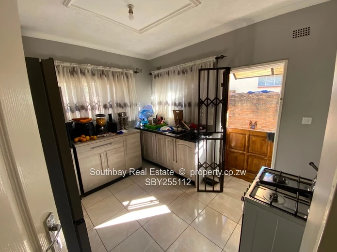 2 Bedroom Cottage to let