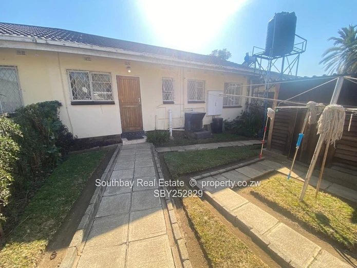 2 Bedroomed Garden Flat To Let