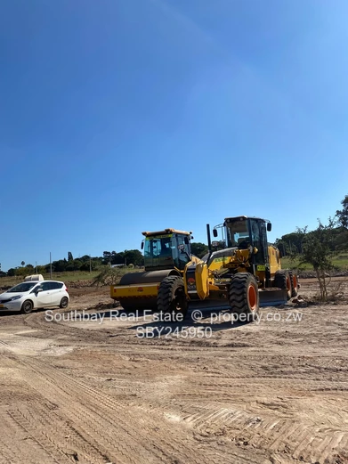 Hatfield Stands for Sale - 3km from Airport 