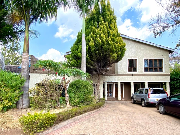 6 Bedroom House