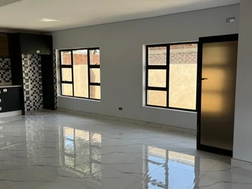 3 Bedroom Garden Flat